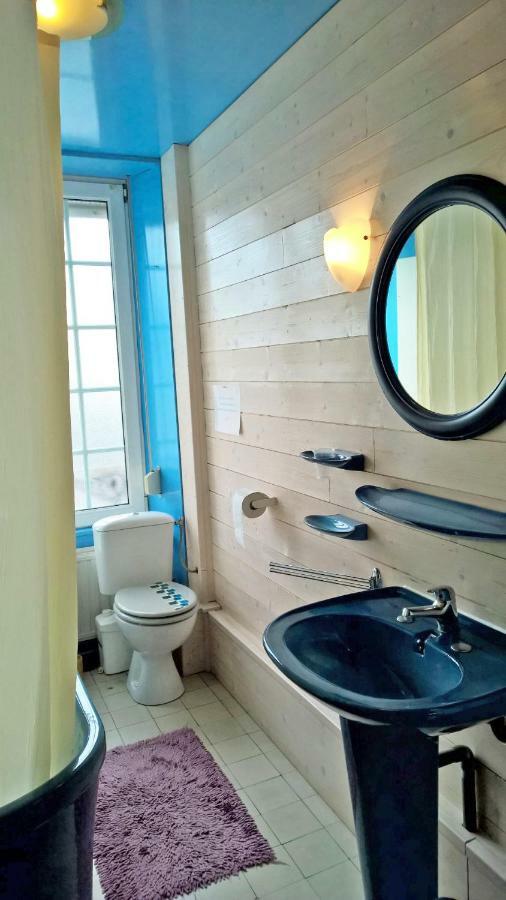Le Point Du Jour Bed & Breakfast Revin  ภายนอก รูปภาพ
